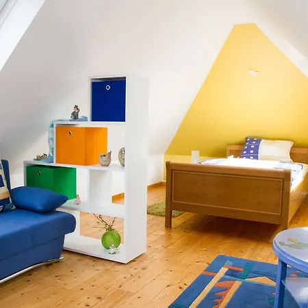 Apartment Schoofs *